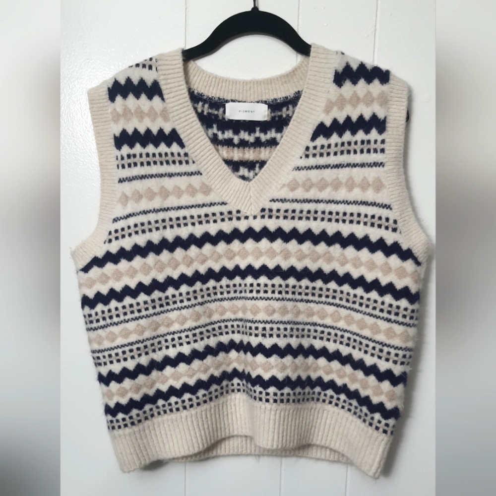 Jacquard V-neck Knit Vest